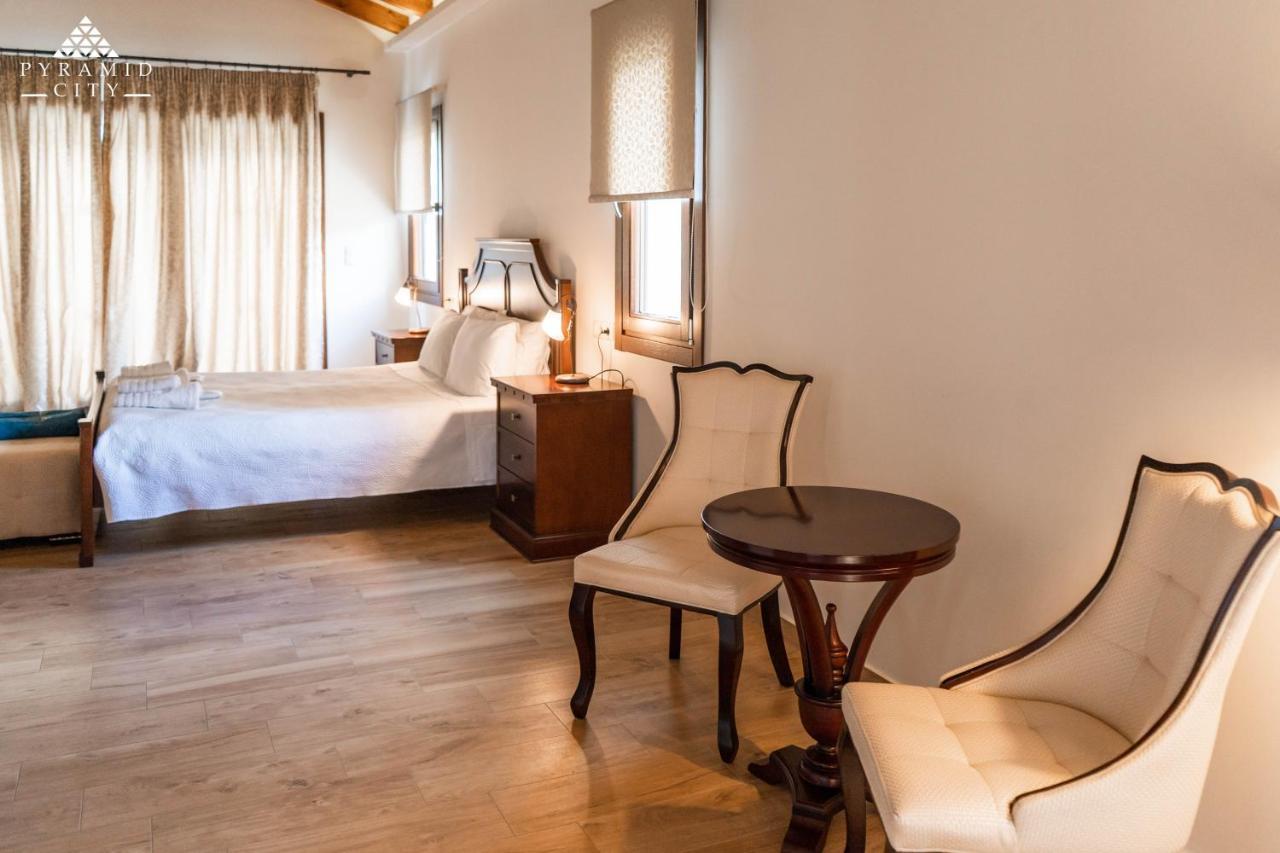 Luxury Villa Hera - Beachfront Roda  Zewnętrze zdjęcie